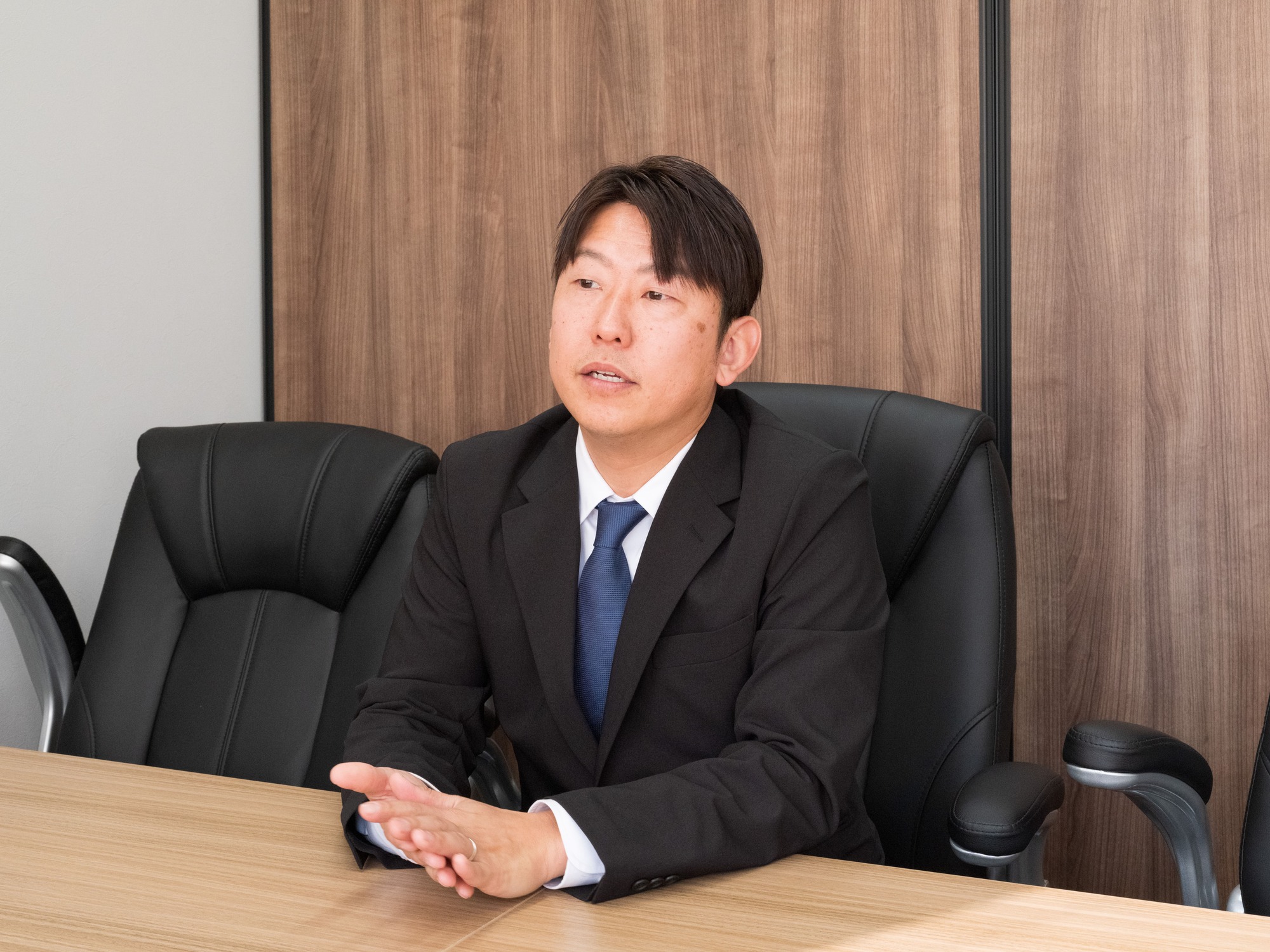 マネージャー 新田氏